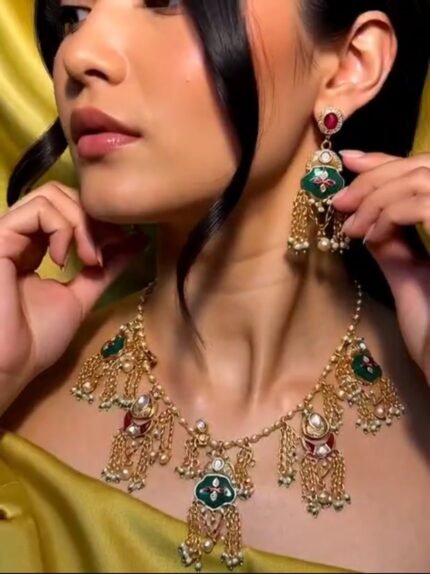 Shahi Luxurious Heritage Jewellery Set